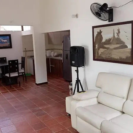 Casa Vacacional Con Jacuzzi Privado Y Bbq Vila Carmen de Apicalá Exterior foto